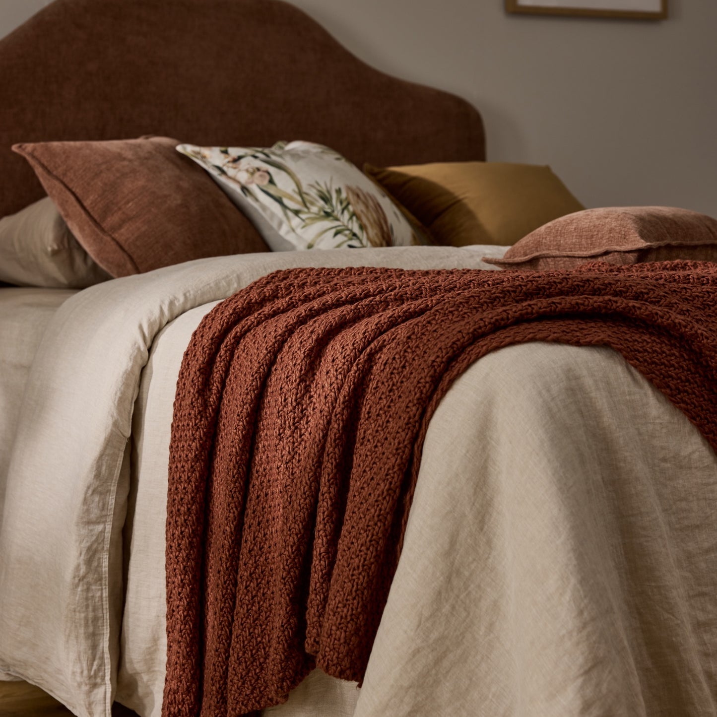 Jarah Russet Throw