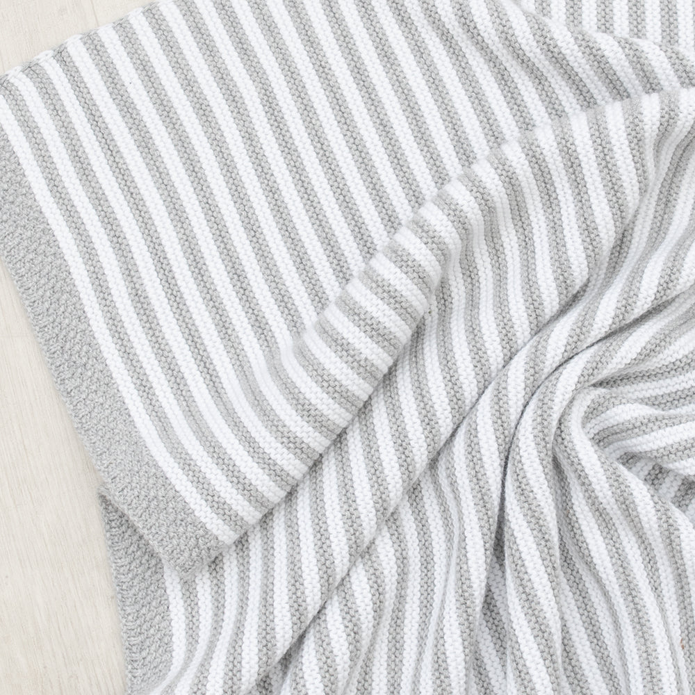 Knitted Stripe Blanket - Grey/White