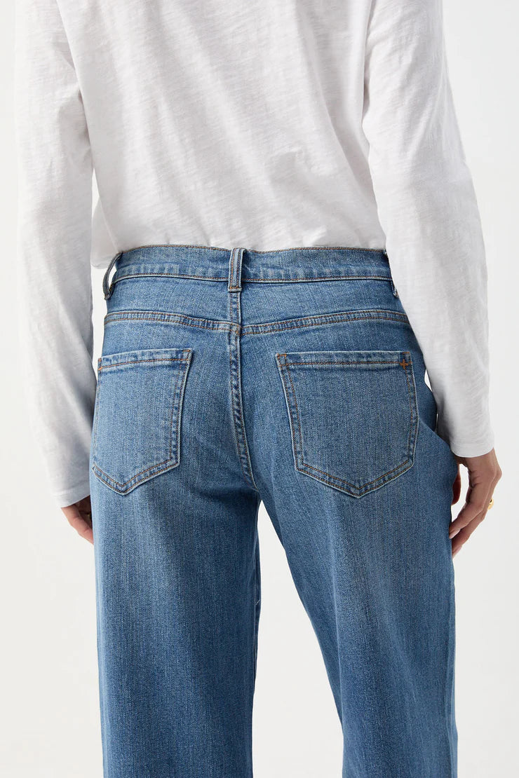 Mid Rise Wide Leg Jean Denim Blue