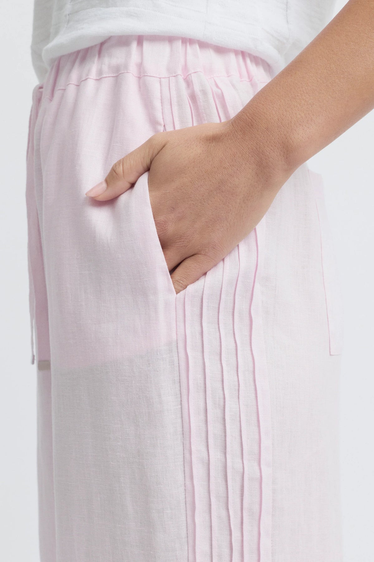 Tirari Pintuck Pants - Shell