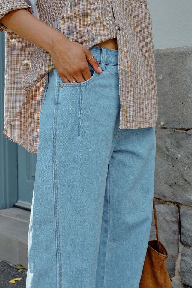 Demi Barrel Jean - Vintage Blue