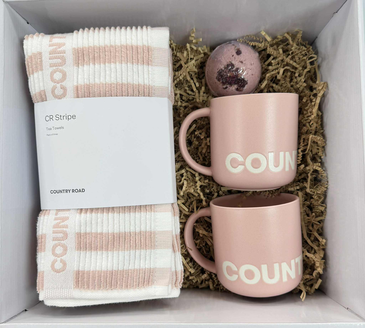 Pink Country Road Hamper 1