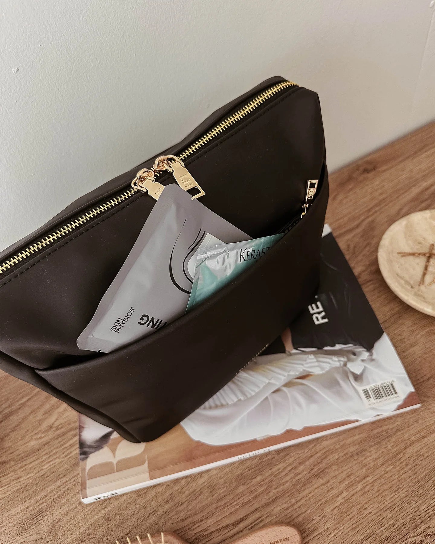 Vanessa Cosmetic Bag - Black