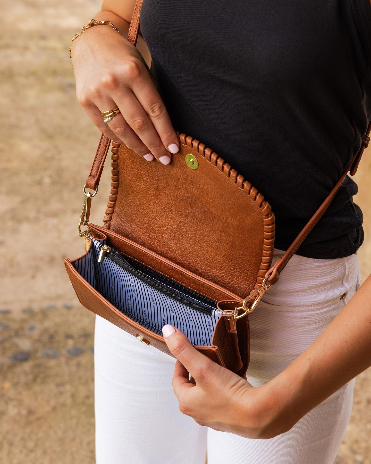 Harlow Crossbody Bag - Tan