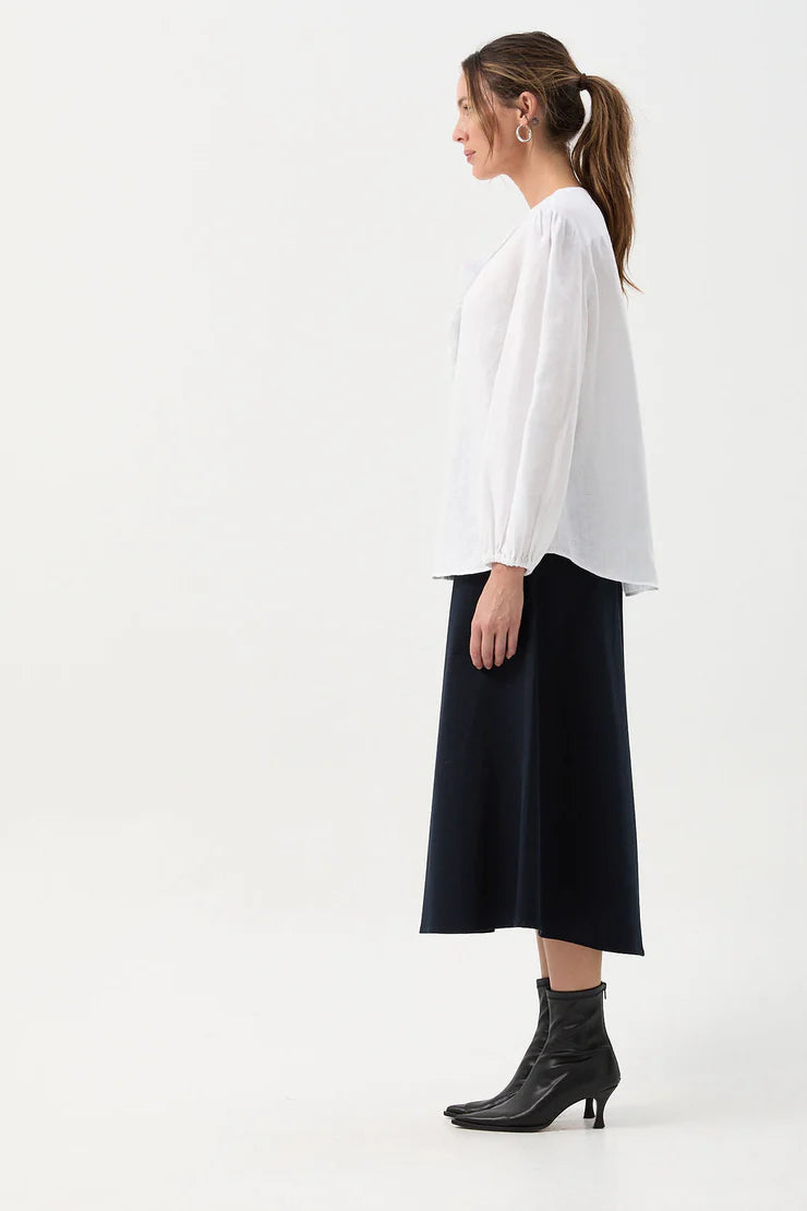 Linen Relaxed Frill Blouse - White