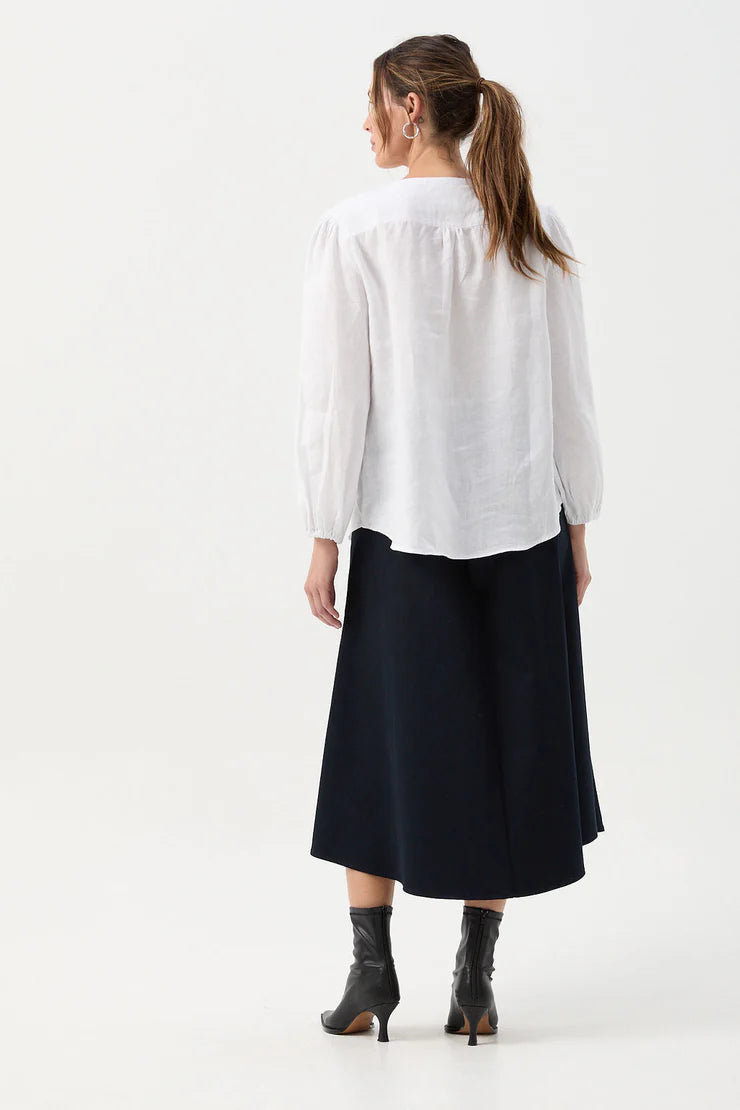 Linen Relaxed Frill Blouse - White