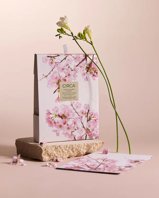 Cotton Flower & Freesia Drawer Liners