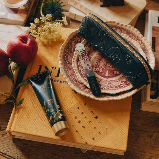 Lost In Amalfi Hand & Nail Gift Set