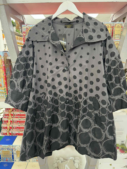 Grey & Black Dot