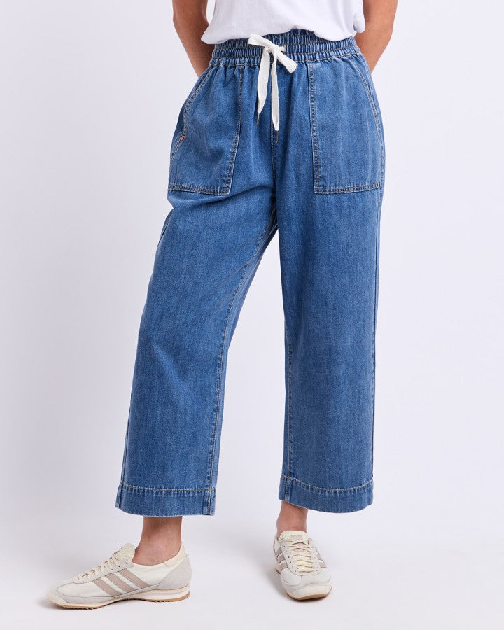 Greta Slim Leg Pant - Mid Blue Wash