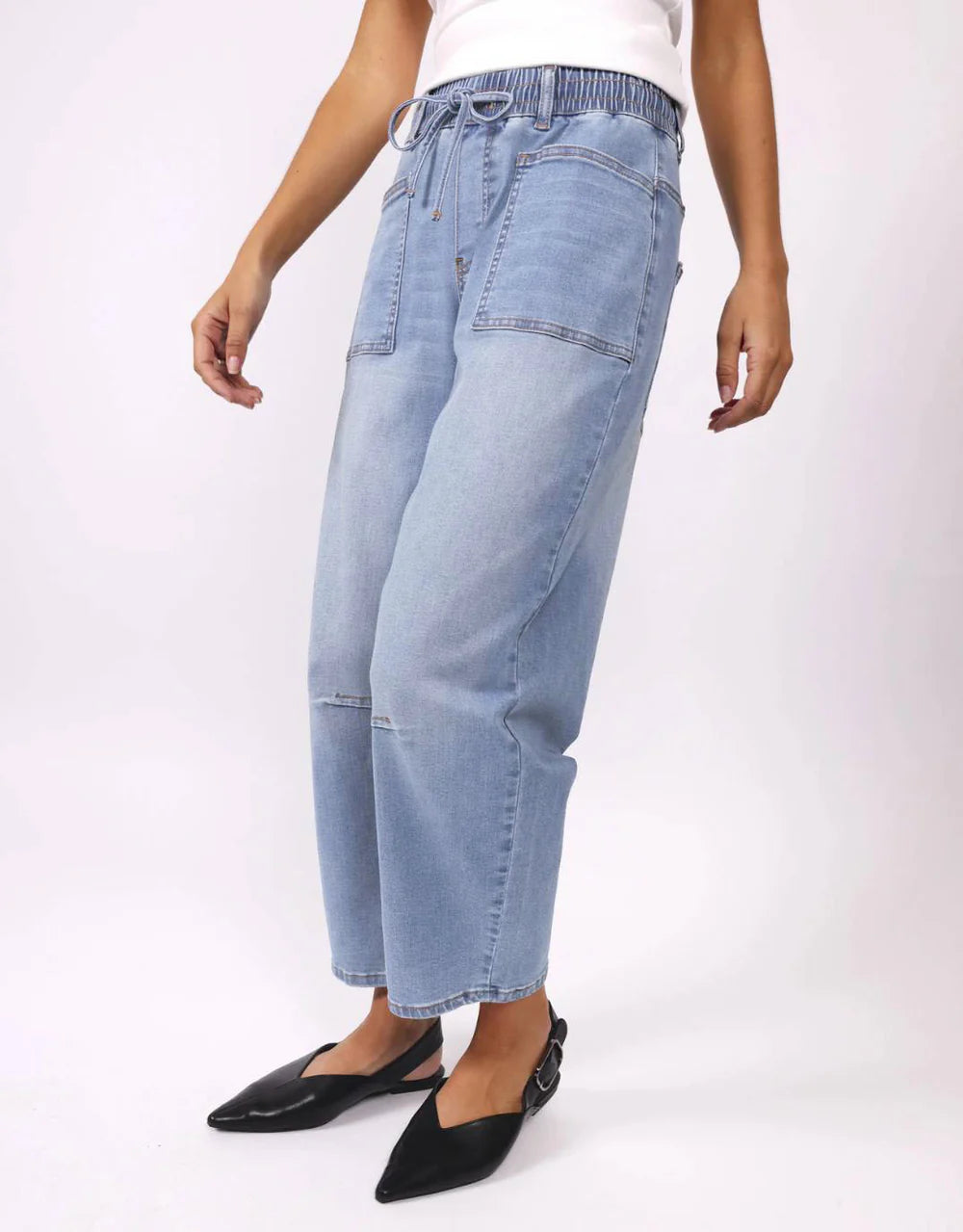 Leo Barrel Jean - Light Wash Denim