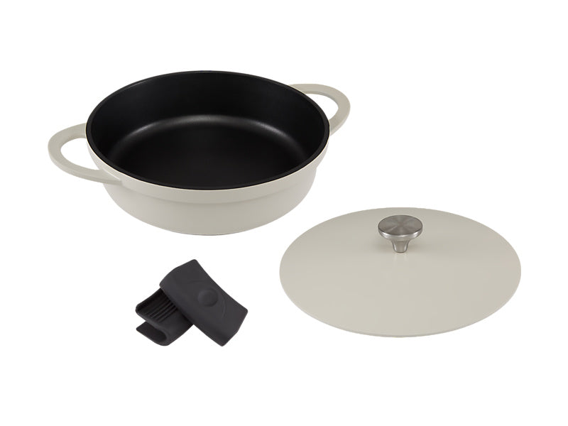 Cast Lite Non-Stick Shallow Casserole 28cm / 4L Ecru Gift Boxed